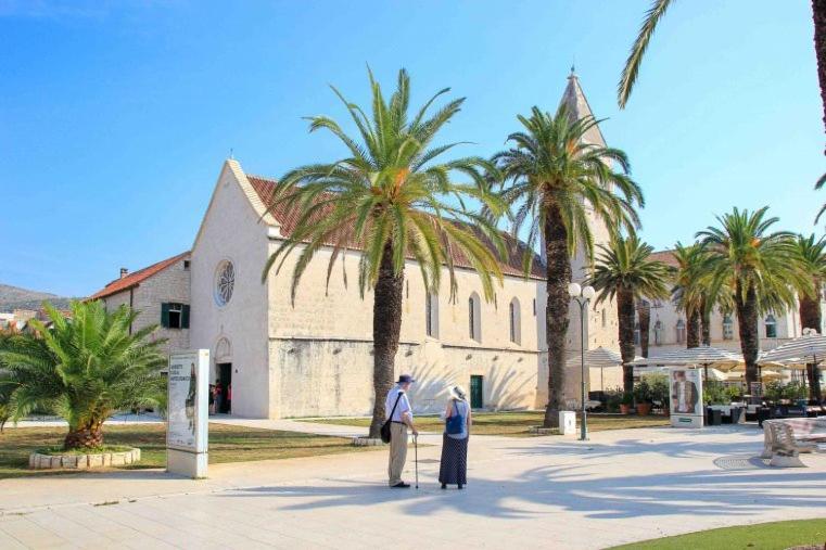Apartment Riva Seafront Rogoznica (Sibenik-Knin)